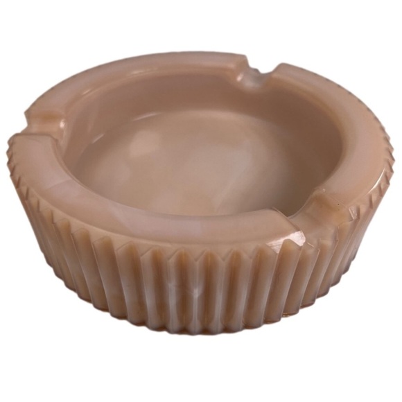 Vintage Pink Slag Glass Ashtray - Picture 1 of 10